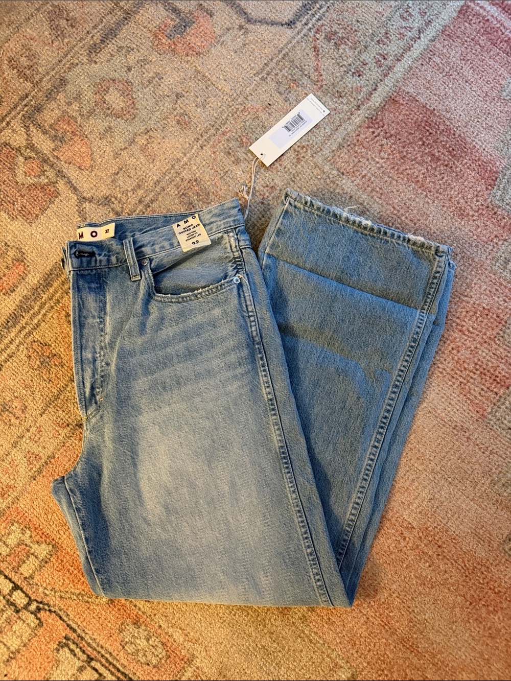 NWT AMO Sonia Cuffed Jean